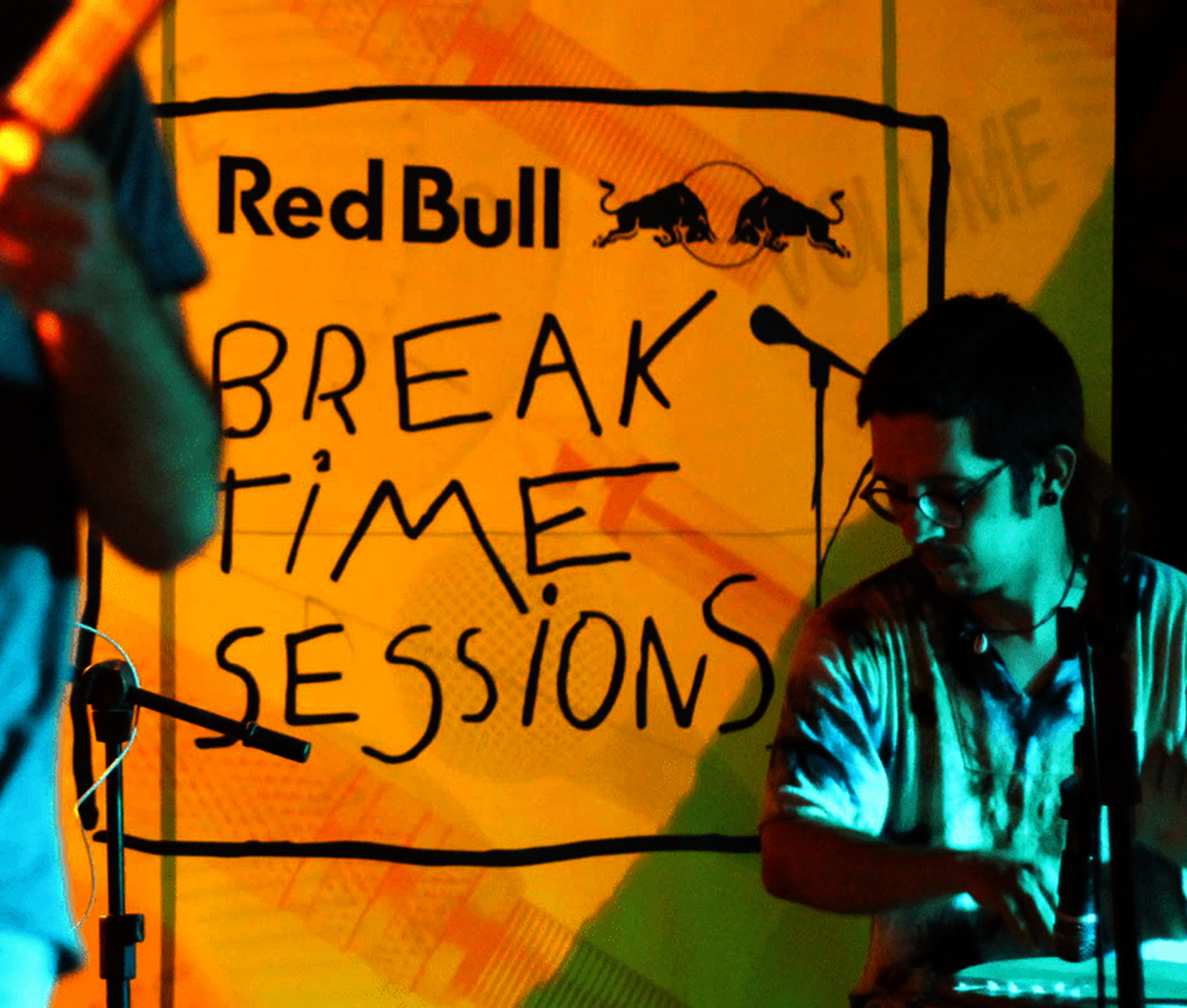 VIEIRA | Red Bull Breaktime Sessions 🎸